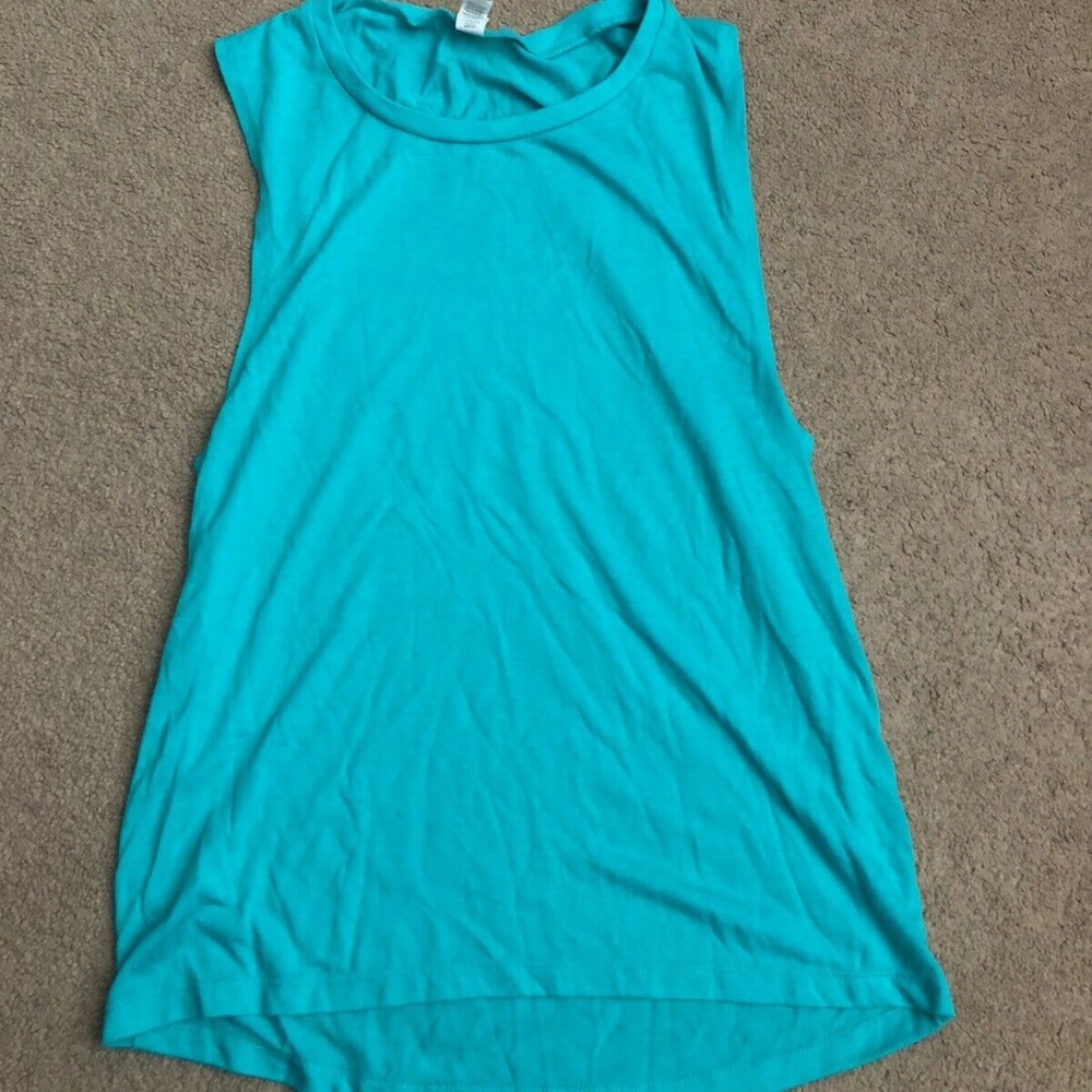 Womans blue tank top size medium